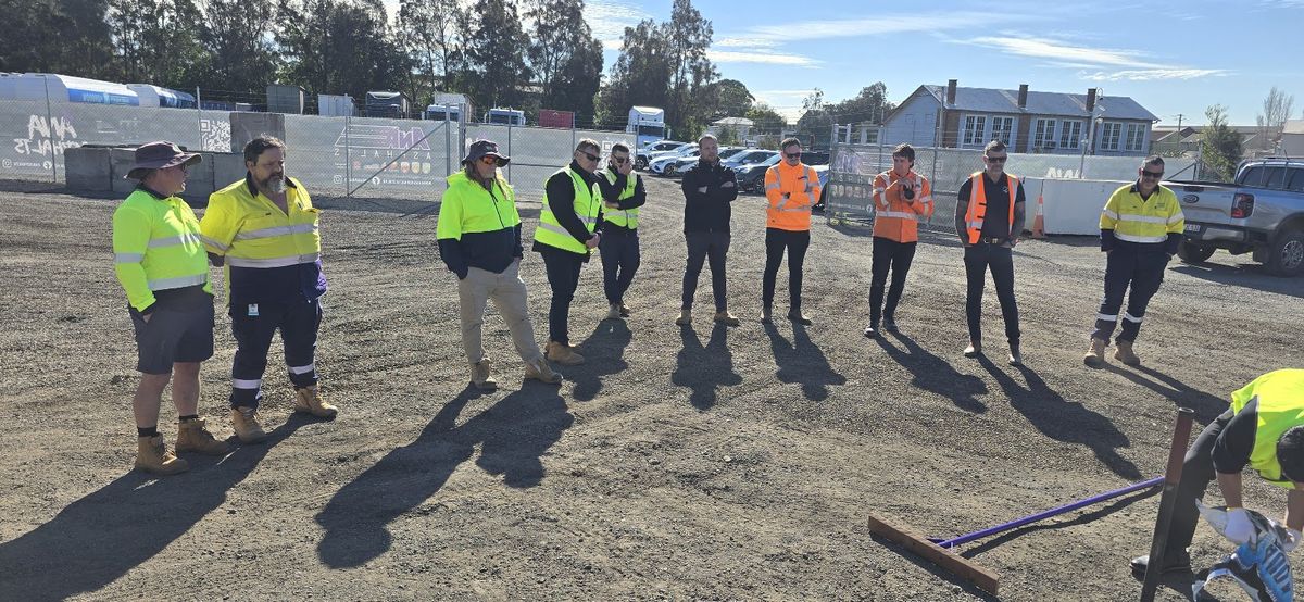 Group training briefing on site